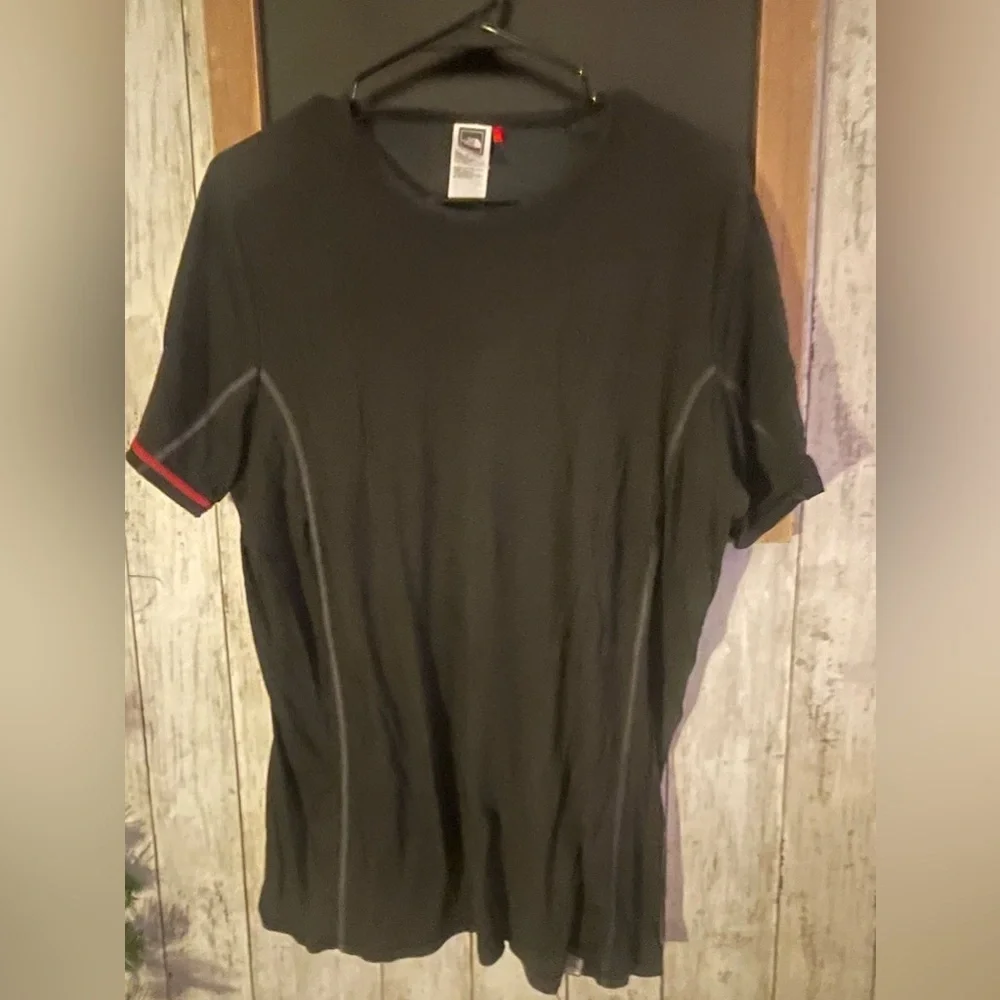 The North Face Shirt Mens XL Black Short Sleeve Crew Neck Running Thin
